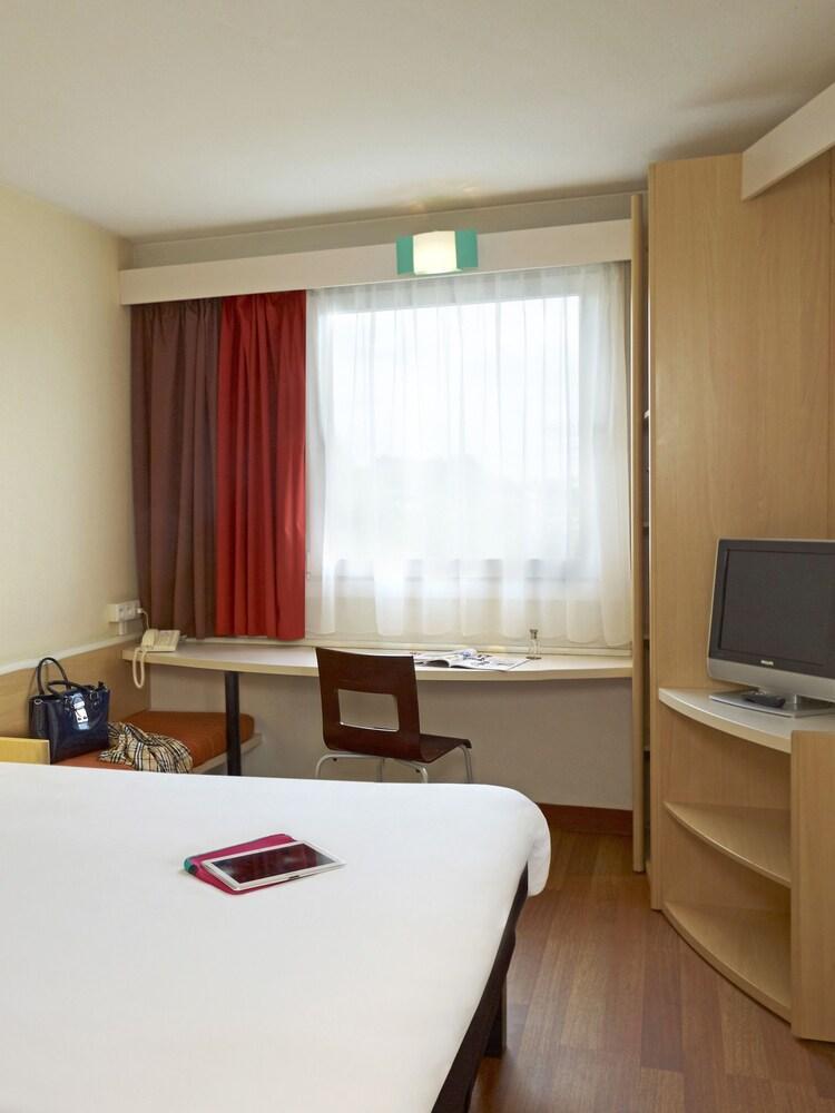 Hotel Ibis Katowice - Zabrze Extérieur photo