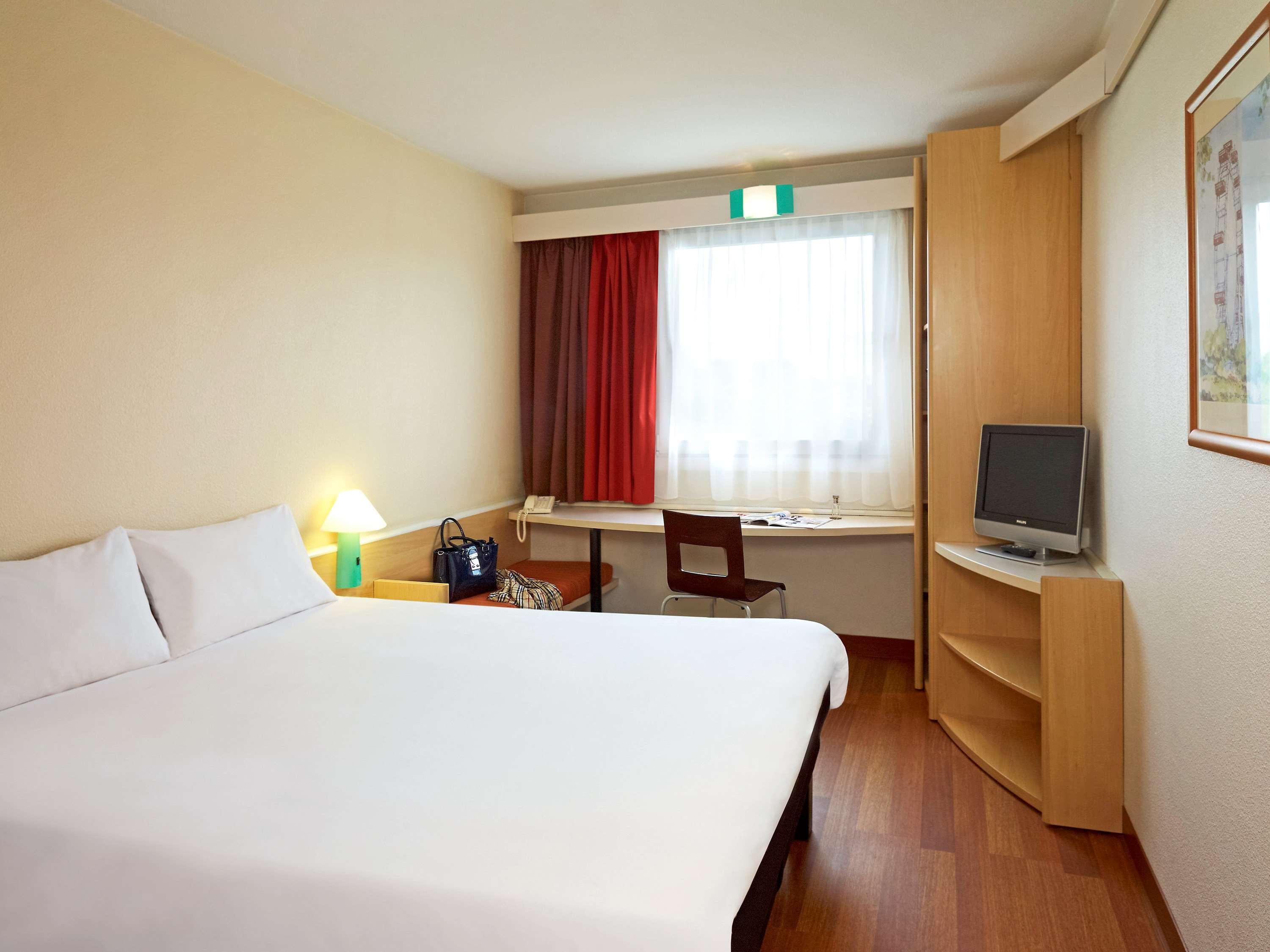 Hotel Ibis Katowice - Zabrze Extérieur photo